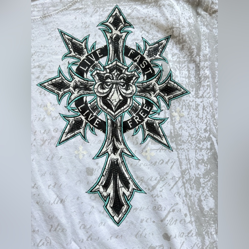 Affliction Men’s Medium Short Sleeve T-Shirt Blue Cross & Angel Wings Graphic - Picture 4 of 9